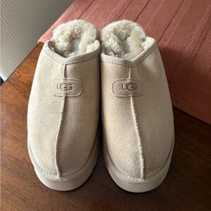 Women’s UGG Discoquette Platforms